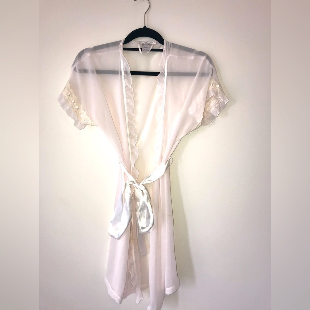Línea Donatella bridal robe